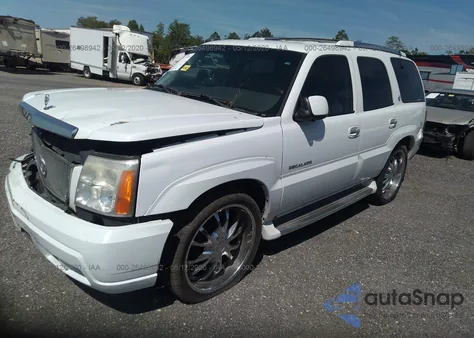 2002 Cadillac Escalade Luxury from USA, damaged, VIN 1GYEC63T92R107451